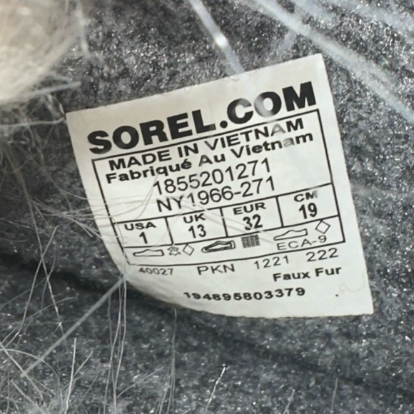 Sorell girls snow boots size 1Y - Picture 4 of 6